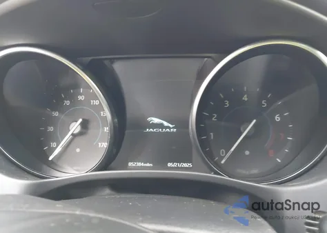 2019 Jaguar Xe 25T Premium из США, поврежденный, VIN SAJAJ4FX7KCP44274